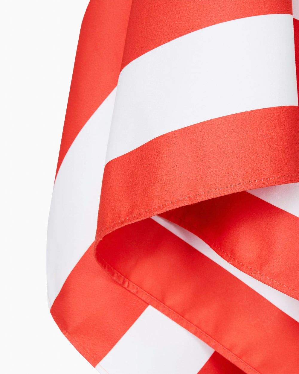 The detail view of the Southern Tide Dock & Bay Quick Dry Beach Towel by Southern Tide - Waikiki Coral