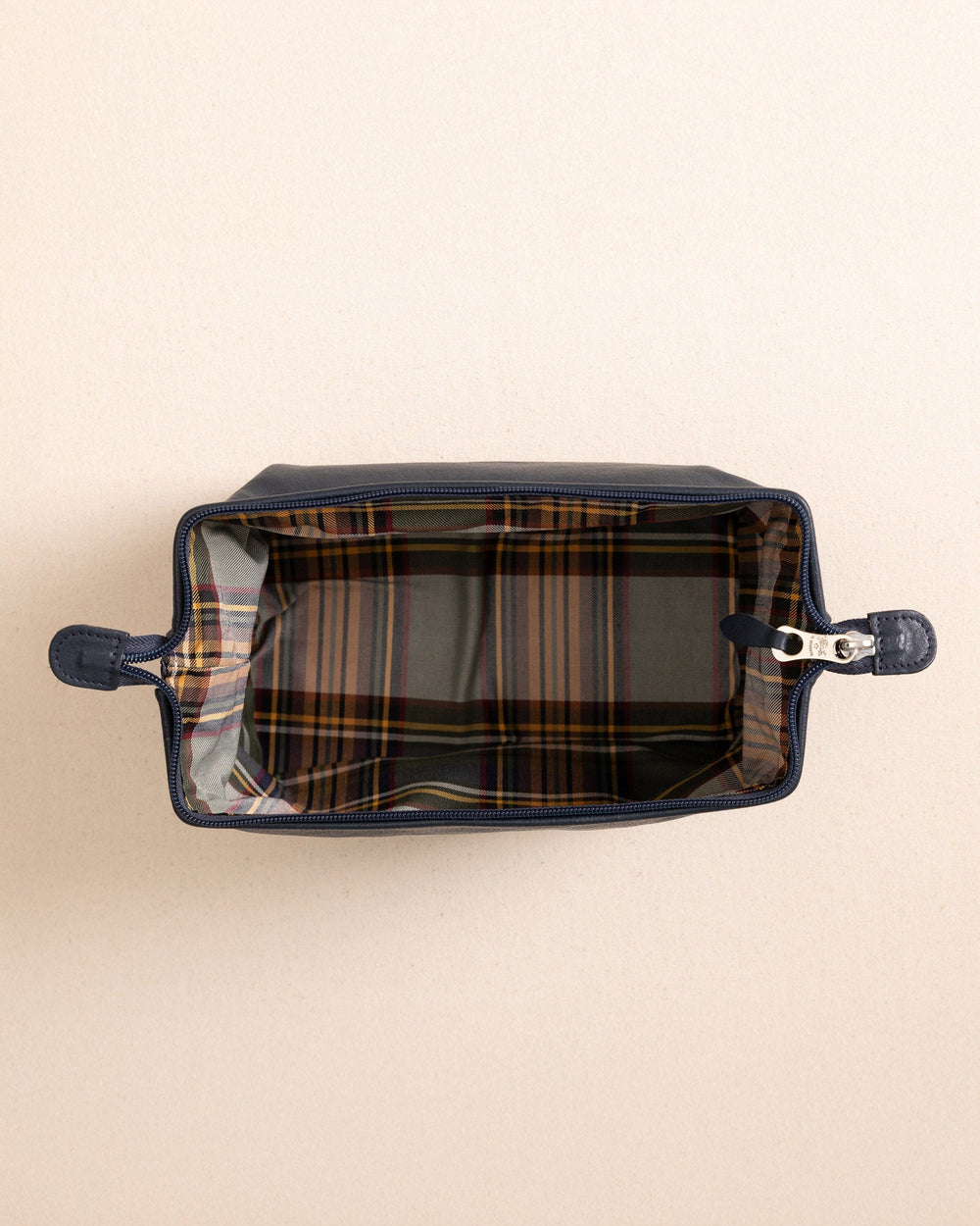 The open view of the Il Bisonte Travel Bag at Southern Tide - Blue Mezzanotte