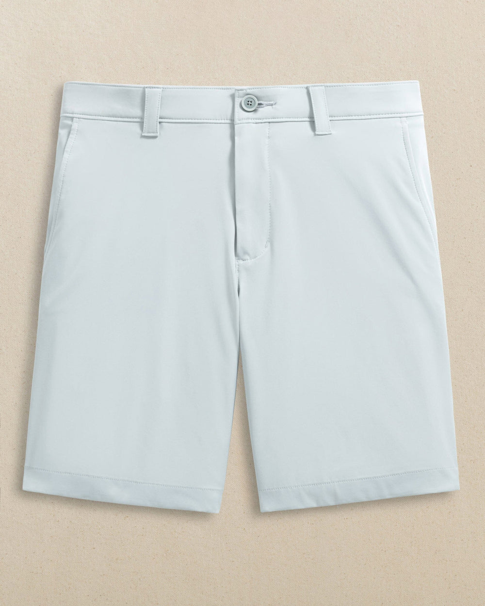 The front view of the Southern Tide Kentucky Wildcats brrr°®-die 8" Performance Short by Southern Tide - Seagull Grey